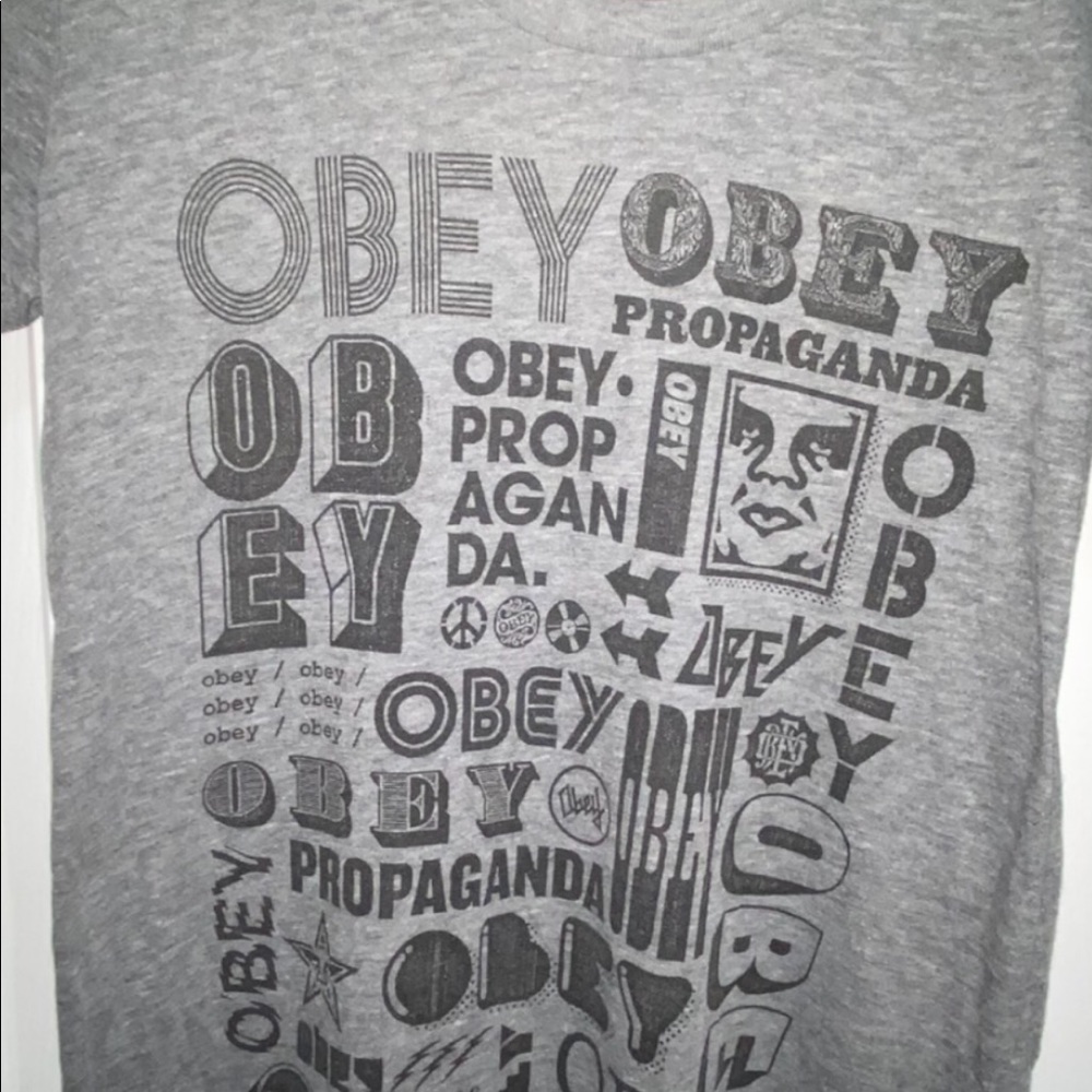 Earl gray propaganda T-shirt